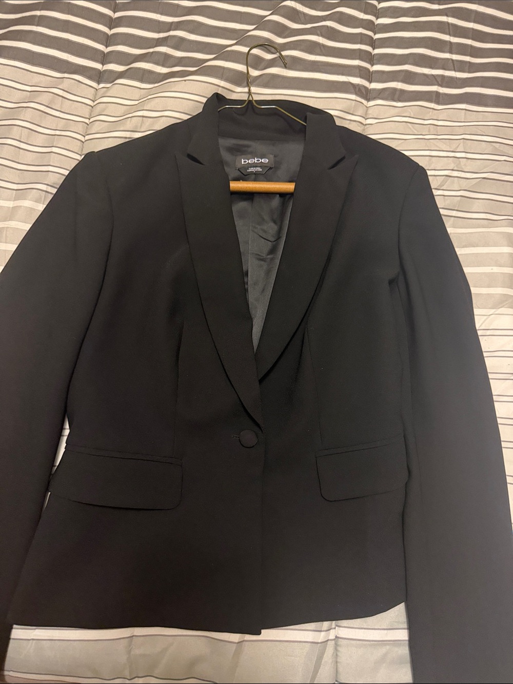 bebe Black Notch-Lapel Single-Button Blazer